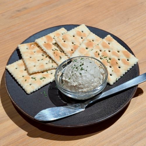 カニ味噌クリームチーズ～クラッカー