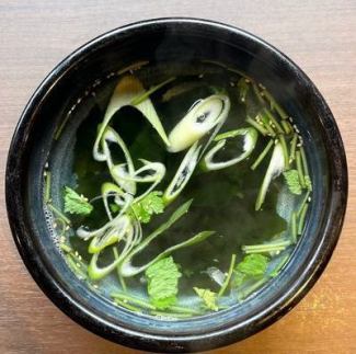 わかめスープ