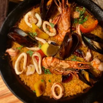 seafood saffron paella