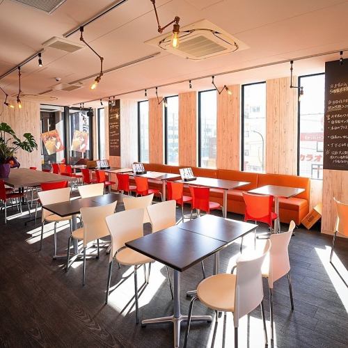 【幹事様必見！】全45席の広々空間を15名様～貸切可能！