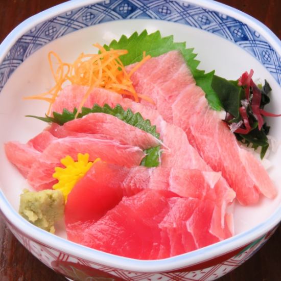 We offer sashimi procured on that day, so only a few ♪