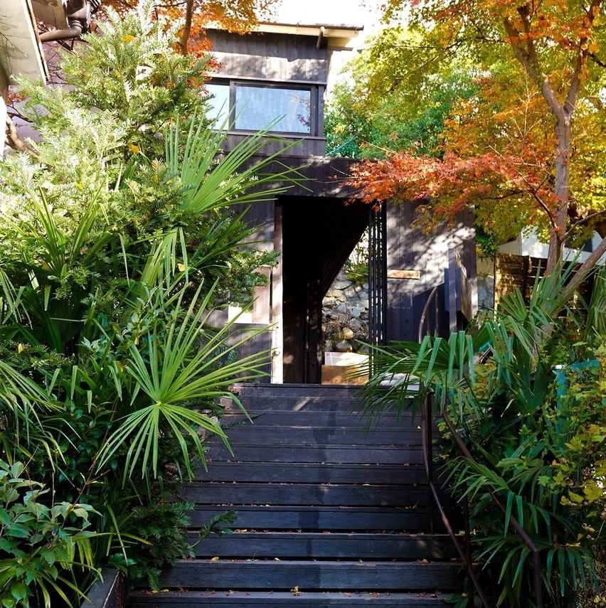 1階と2階個室を合わせた1棟貸切が可能！