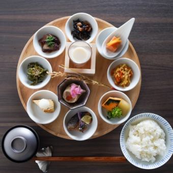 ＜ディナー＞【やさしい和のごちそう── 五穀豊穣膳 ── 】和牛ステーキ付き 13,200円(税込)