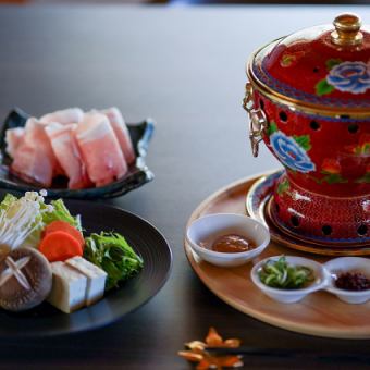 【晚餐】舒緩身心的火鍋套餐（120克三多肉）