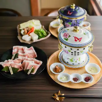 【ランチ】身体ととのう、薬膳火鍋膳 ─三田・淡路・雪姫、三種の彩り─