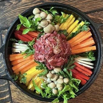【鍋コース】牛肉チョンゴル◆チャプチェに3種盛りチョン、牛肉チョンゴルとデザートまで◎