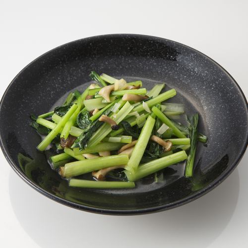 Stir-fried fresh green vegetables