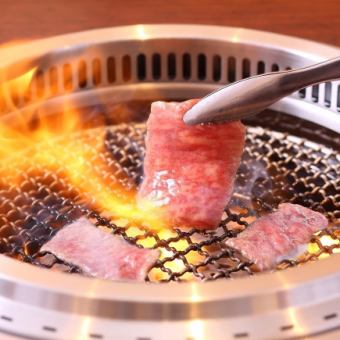 【個室】日本焼肉　国産牛　特選カルビ・上カルビ・上ロース8800円コース