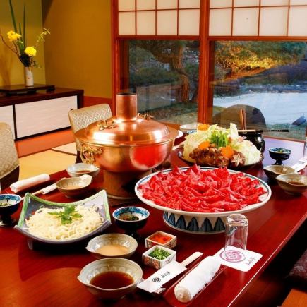 【個室】大鍋を囲んで...国産牛すき焼き・9,350円コース