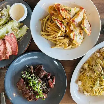 [American Diner Course] Enjoy garlic pizza, roast beef skirt steak, and more! ≪Includes 90 minutes of all-you-can-drink≫