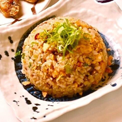 にんにくスタミナチャーハン