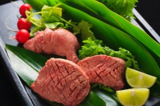 Tenshi no extra-thick beef tongue 50g (Prime beef tongue 50g) *price per piece