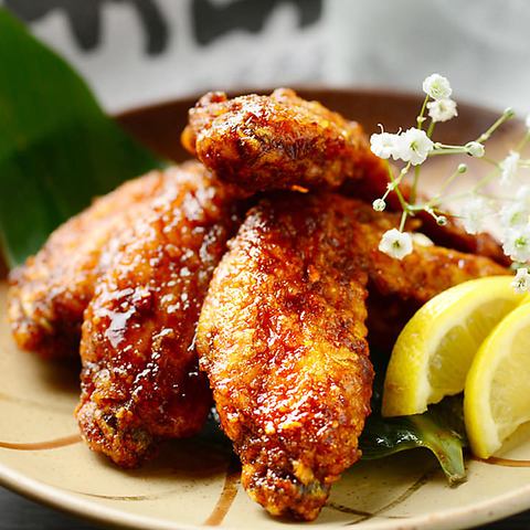 Fried chicken wings (4 pieces)