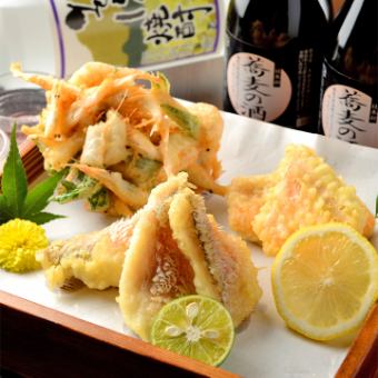 5月～7月【3,500日元套餐】附180分钟无限畅饮！时令鱼生鱼片、三种天妇罗、嫩鸡排等共计8道菜品。