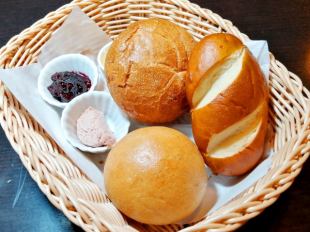 3种德国面包拼盘