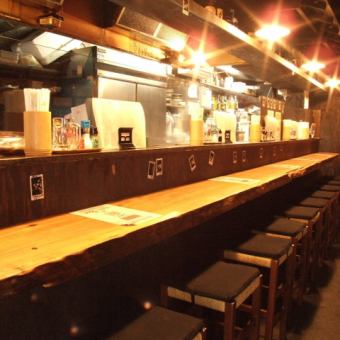 ★吧台座位限定★2小時50種以上、200種以上的食品和飲料◆正常價格：3,300日元⇒3,200日元