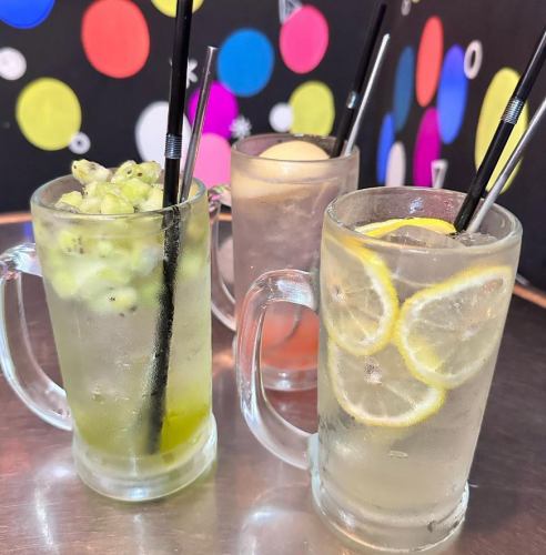 Enjoy a new sensation drink party! We have a wide variety of drinks available♪
