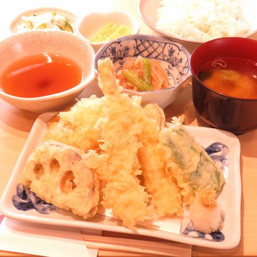 豪華な定食です！