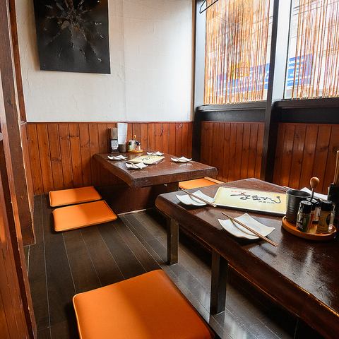 落ち着いて飲める大人の隠れ家空間