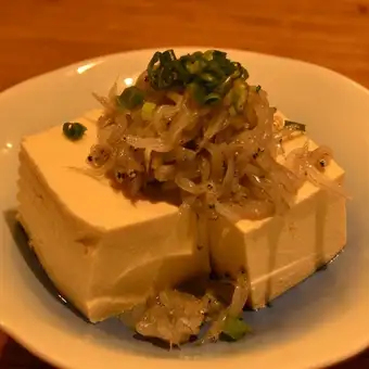 生シラスの冷奴