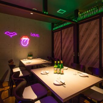 Private rooms! Many private rooms for 2 to 8 people!
