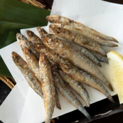 とんごろうイワシ唐揚げ