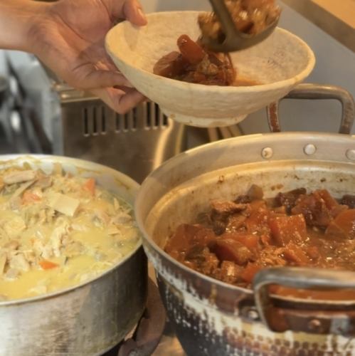 拘りの串焼きとおばんざいが楽しめる