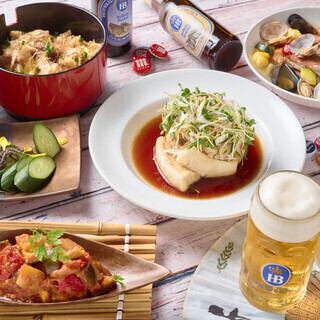 【僅限午餐】享受輕鬆的白天飲酒套餐，品嚐來自世界各地的啤酒，暢飲35種啤酒，包括一種海外生啤