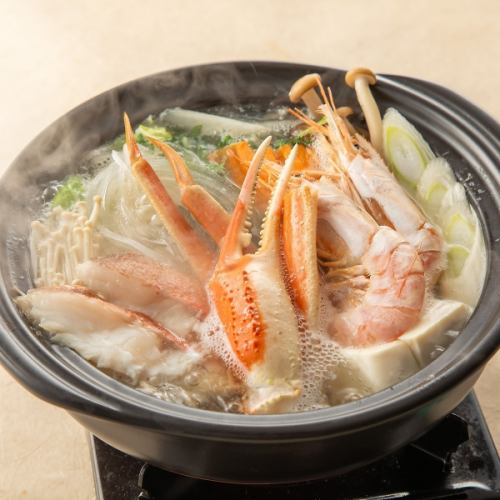 ずわい蟹入り海鮮寄せ鍋　～2人前より承ります～