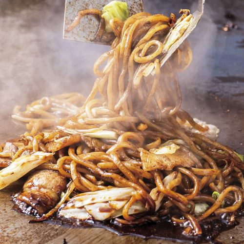 焼きそば（ソース/塩/みそ）◇759円(税込)～