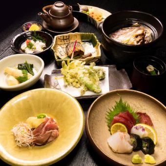 豚ロース胡麻酢和えを含む＜全10品＞7700円(税込)料理のみコース＋2200円で飲み放題も可能です♪