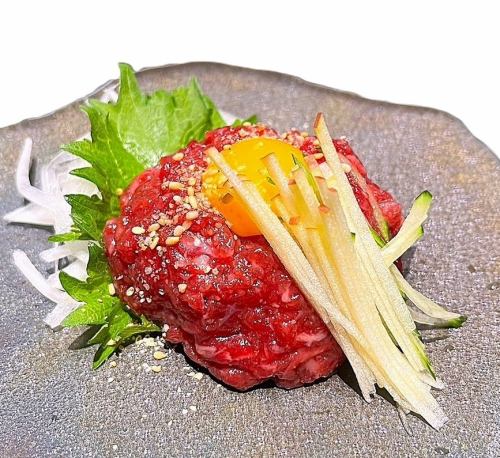 和牛ユッケ