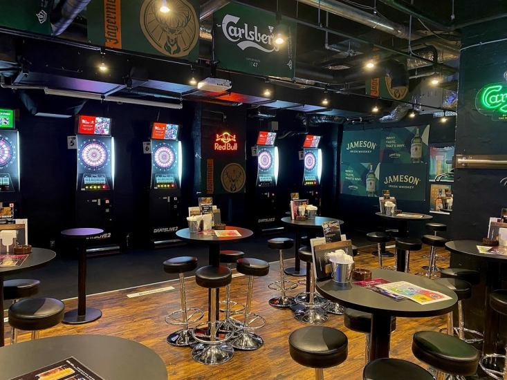 Equipped with the latest darts ☆ Can be reserved for up to 150 people! 3-hour all-you-can-drink course is also available for 3,500 yen! Smoking is allowed in all seats
