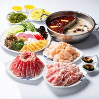 【代謝アップコース】唐辛子と生姜の薬膳火鍋で体を芯から温め、代謝を高めるスパイシーコース。