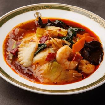 フカヒレと蟹肉のあんがけチャーハン/麻婆あんがけチャーハン