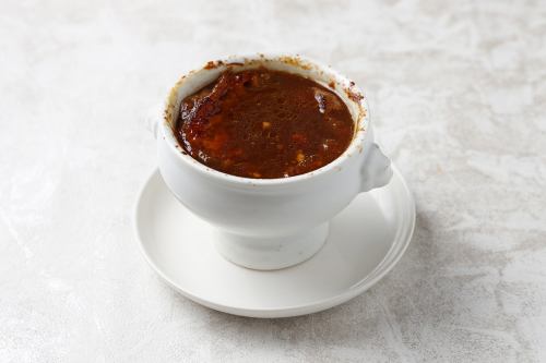 31.熱々！オニオングラタンスープ