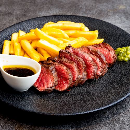 牛ハラミ肉のステーキ～刻みわさびソース～