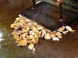 まずはコレ!!【愛媛名物】今治焼鳥(たれorしお)各638円(税込)