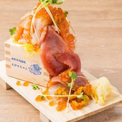 Mr. Dodode spills seafood (masu)