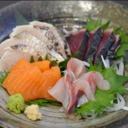 本日の刺身盛り合わせ
