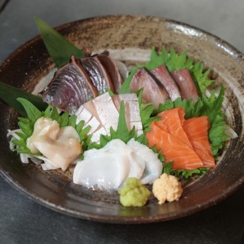 今日直送的生魚片拼盤