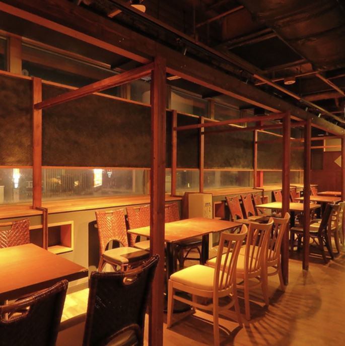 個室/単品飲み放題1100円~/時間無制限飲み放題1650円~