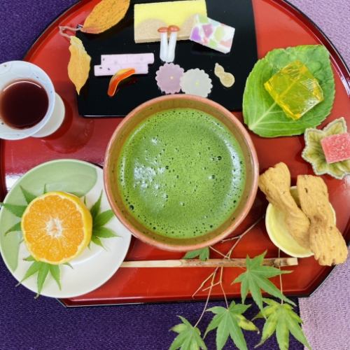 【時季の違いも見どころ】お抹茶セット 2,000円/玉露付き2,500円