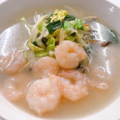 色々野菜と小エビの塩味湯麺