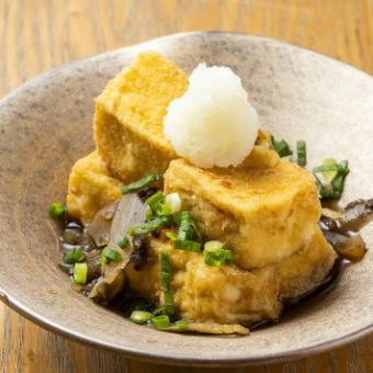 Deep-fried tofu with Oita Wagyu beef broth