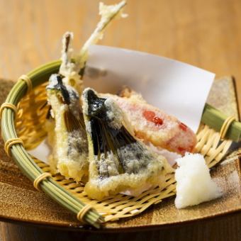 Assortment of seasonal vegetable tempura