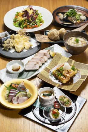 11/27 등장【스페셜 매화원】 자성 튀김 외 11품+에비스 생타 음방 6500엔.유익한 쿠폰이 있습니다.