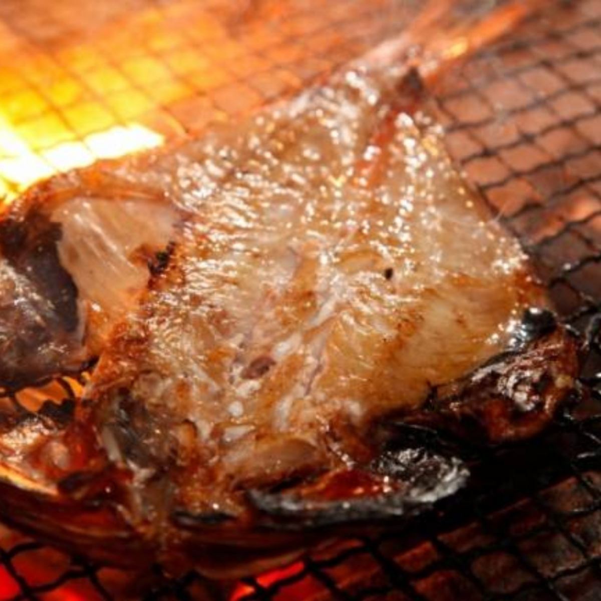 厳選素材を使用しご提供。お良に合うお酒もご用意。