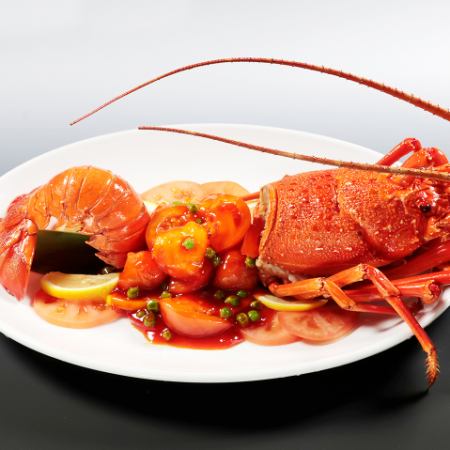 Lobster simmered in chili sauce