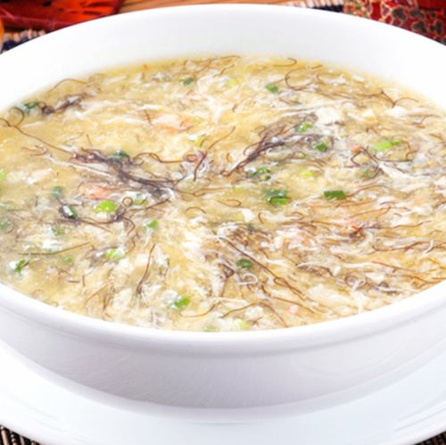 Shark fin soup with greens and crab paste